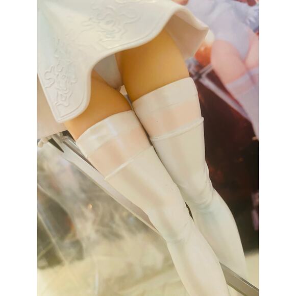 NieR: Automata 2B White Dress Interchangeable Heads Figure - Picture 5 of 11